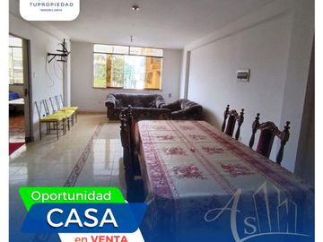 VENTA CASA 3 PISOS LOS PORTALES DE NARANJAL SAN MARTIN DE PO