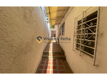 VENDO CASA COMERCIO Y SALUD EN NORTE DE BARRANQUILLA