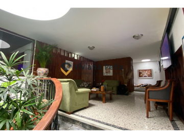 VENDO Casa grande en sector exclusivo de Barranquilla