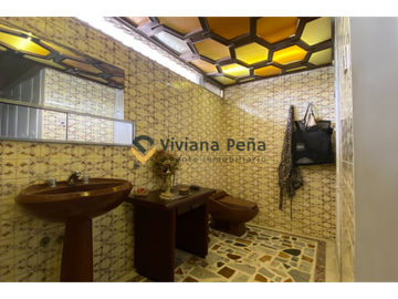 VENDO Casa grande en sector exclusivo de Barranquilla