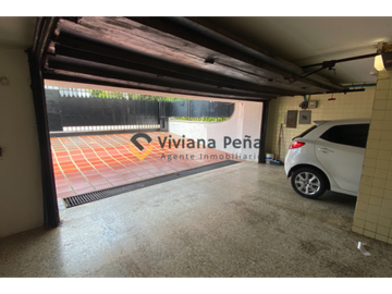VENDO Casa grande en sector exclusivo de Barranquilla