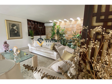 VENDO Casa grande en sector exclusivo de Barranquilla
