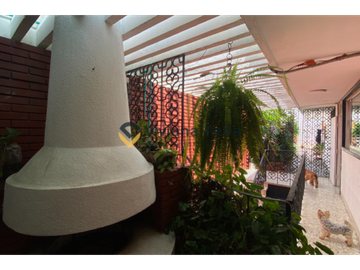 VENDO Casa grande en sector exclusivo de Barranquilla