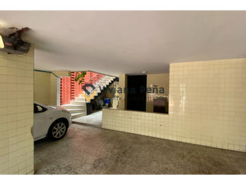 VENDO Casa grande en sector exclusivo de Barranquilla