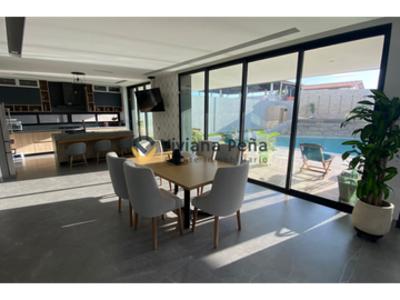 EN VENTA Casa de lujo en Punta Roca, Sabanilla