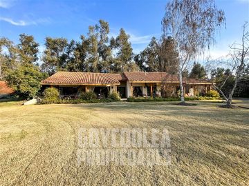 Casa en Venta en Condominio Los Almedros