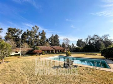 Casa en Venta en Condominio Los Almedros