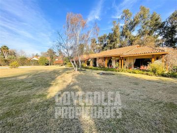 Casa en Venta en Condominio Los Almedros
