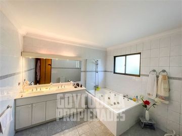 Casa en Venta en Condominio Los Almedros