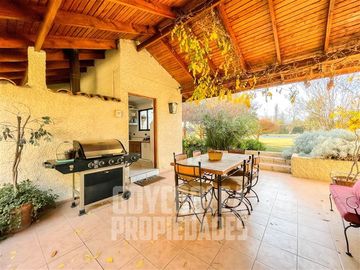 Casa en Venta en Condominio Los Almedros
