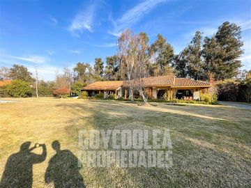 Casa en Venta en Condominio Los Almedros