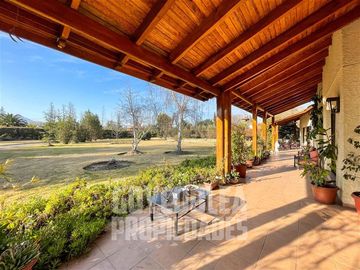 Casa en Venta en Condominio Los Almedros