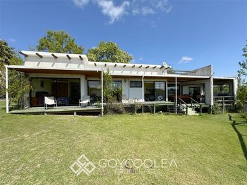 Casa en Venta en Condominio Sector El Alamo
