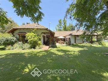Casa en Venta en Orilla Lago Rapel Estero Alhue