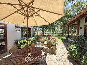 Casa en Venta en Orilla Lago Rapel Estero Alhue