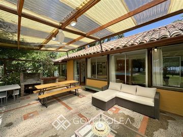 Casa en Venta en Orilla Lago El Estero