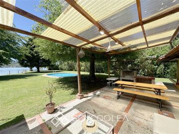 Casa en Venta en Orilla Lago El Estero