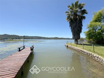 Casa en Venta en Orilla Lago El Estero