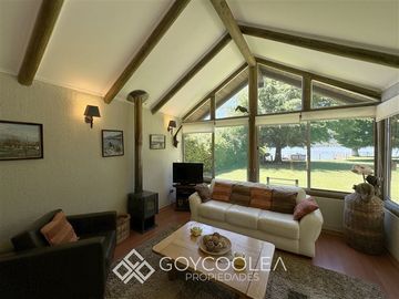 Casa en Venta en Orilla Lago El Estero