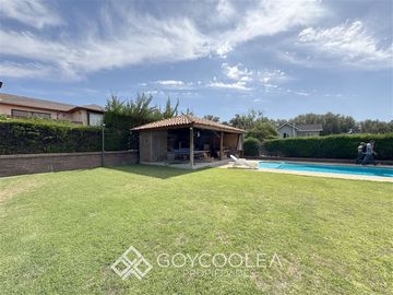 Casa en Venta en Condominio Las Piedras