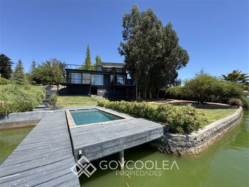 Casa en Venta en Orilla Lago Nautico 2