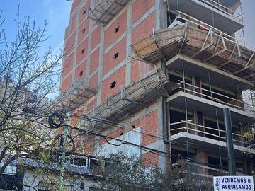 En Venta Colegiales Monoambiente en  construcción.