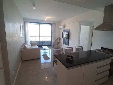 Departamento en Venta,  Amoblado, 2 Ambientes, en Torre Brickell, Tigre, GBA Norte