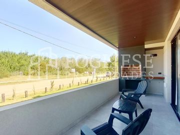 Complejo de Departamentos 6 unidades a Estrenar en Las Gaviotas