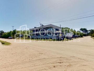 Complejo de Departamentos 6 unidades a Estrenar en Las Gaviotas