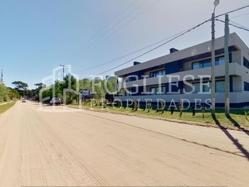 Complejo de Departamentos 6 unidades a Estrenar en Las Gaviotas