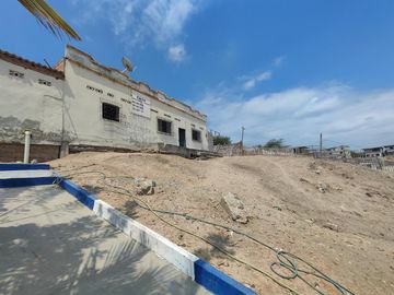 Casa en venta en Manta en Abdón Calderón