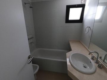 Venta departamento 2 ambientes  a ESTRENAR en Victoria! Ambrosoni 1379