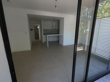 Venta departamento 2 ambientes  a ESTRENAR en Victoria! Ambrosoni 1379