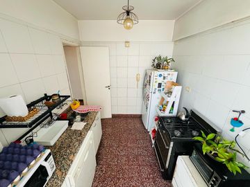 APTO CREDITO Venta Departamento en Caballito Cinco ambientes