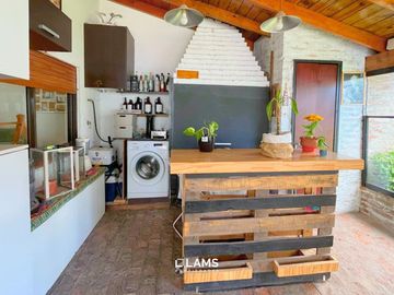 Casa en Venta - 4 ambientes - Barrio El Martillo