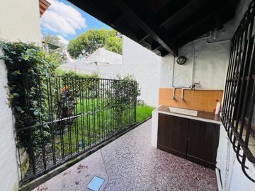 Casa 4 ambientes en venta en Olivos