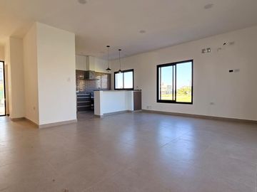 Hermosa casa de 3 dormitorios a estrenar en Country Viento Sur, El Manantial