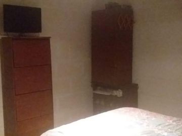 Casa tres ambientes con fondo y terraza a la venta en Wilde