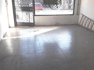Excelente local a estrenar - Martinez