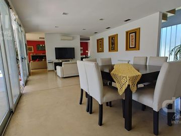 Casa en Country Piedras Blancas
