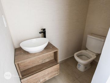 Casa 3 Dormitorios - Petrone 9037 - Rosario Fisherton | Venta