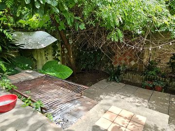 MONOAMBIENTE en Martinez CON JARDIN!
