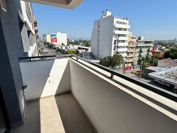 Departamentos de 1 dormitorio  con balcón y amenitites a estrenar.