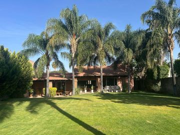 CASA EN VENTA UNA PLANTA LOMA VERDE