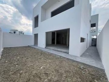 Casa en  Pedregal de la Montaña con terraza con vistas a las montañas
