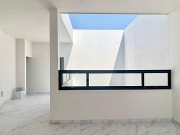 Casa en  Pedregal de la montaña a las faldas del cerro con bellas vistas.