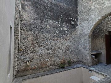 Casa semiamueblada en renta en el Centro a cuadras del centro Histórico
