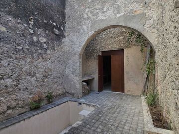 Casa semiamueblada en renta en el Centro a cuadras del centro Histórico