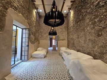 Casa semiamueblada en renta en el Centro a cuadras del centro Histórico