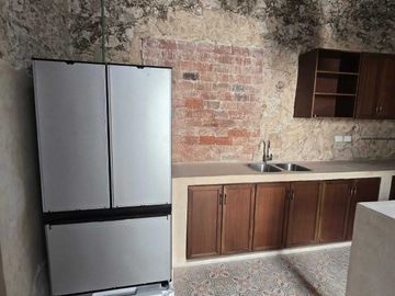 Casa semiamueblada en renta en el Centro a cuadras del centro Histórico